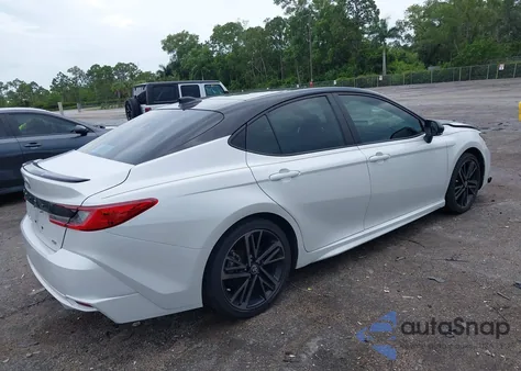 2025 Toyota Camry Xse из США, поврежденный, VIN 4T1DAACK2SU018606